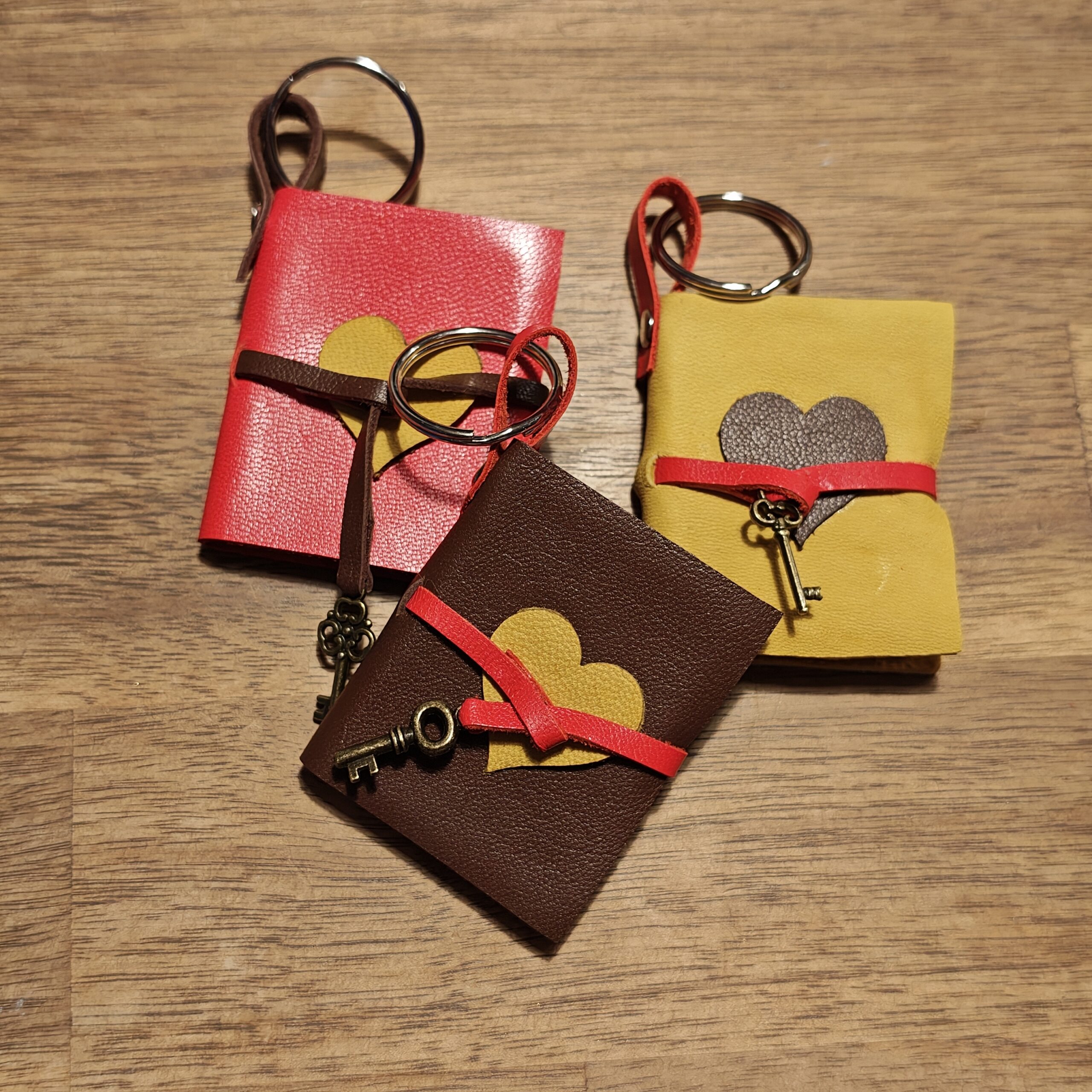 Leder-Minibuch- Es ist Liebe – Bild 13